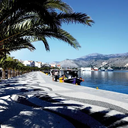 Mouikis Kefalonia Αργοστόλι