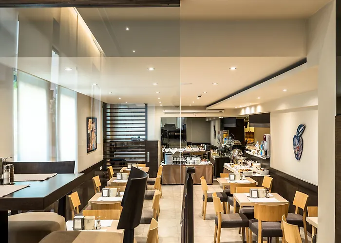 Hotell Mouikis Kefalonia 3*