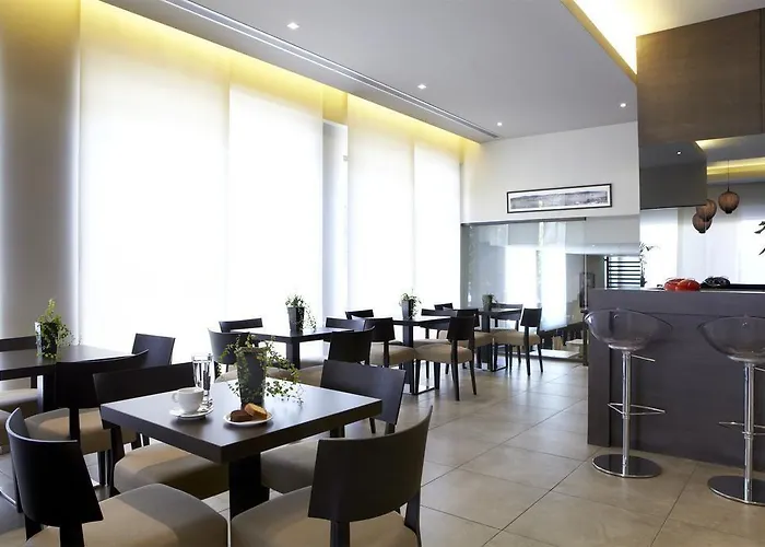 Hotell Mouikis Kefalonia 3*