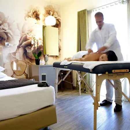 Mouikis Kefalonia Hotel