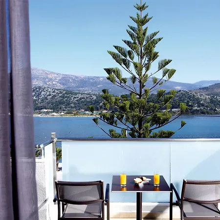 Mouikis Kefalonia Hotell