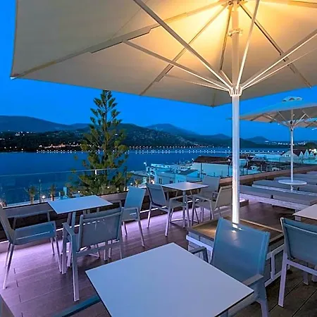 Mouikis Kefalonia Hotel 3*
