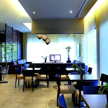 Hotell Mouikis Kefalonia 3*