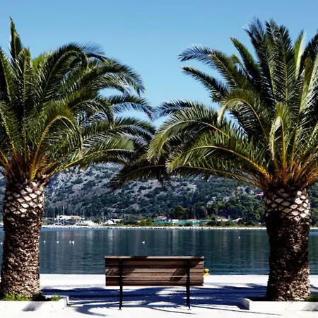Hotell Mouikis Kefalonia