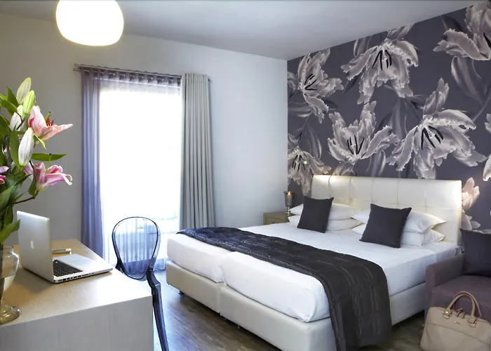 Hotel Mouikis Kefalonia 3*